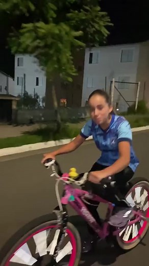 Good night all fans🥰 #cycle #viral #wheeling #onewheel #girls | Wheeling Queen