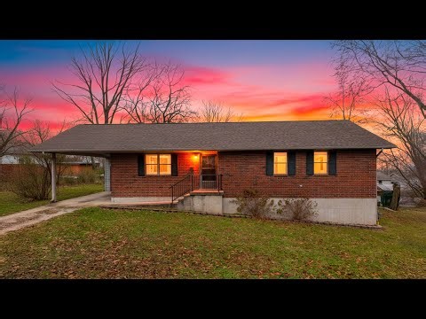 Walkthrough - Ranch Style Country Home | 504 North Grand Street, Willow Springs, Missouri