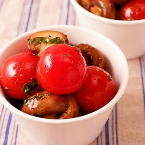 ミニトマトとマッシュルームのバター炒め 作り方・レシピ | クラシル