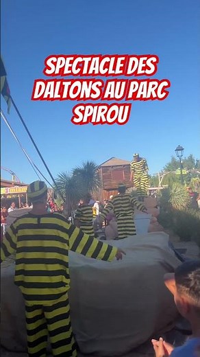 Spectacle des Daltons au Parc Spirou #parcspirou #rollercoaster #themepark