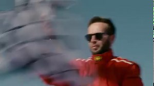 The new KTM 890 SMT has landed! Whether it’s for quick, daily adrenalin fixes, or longer action-packed weekends of apex shredding, this long-distance Supermoto is the answer you’ve been waiting for! Click the link to find out all about the new KTM 890 SMT: https://fal.cn/KTM890SMT_ #KTM #ReadyToRace #KTM890SMT #SportsTourer | KTM