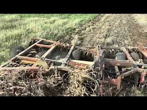 Allis Chalmers 8010 discing