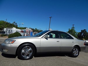 1998 Lexus ES300 overview / walk around and test drive combo video!