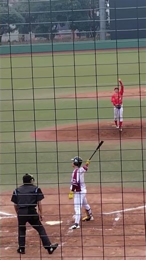 ゴールドジムベースボールクラブ 室津泰介投手（敬愛大学）VS 東京好球倶楽部 小田島真哉内野手（東京都立府中工業高等学校）