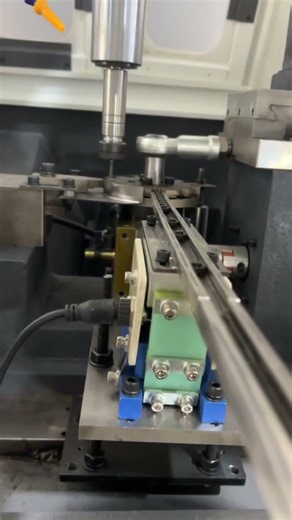 gear type fully automatic tapping machine for round nut pats