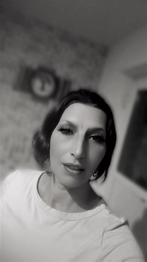 Vidéos de opla catherina (@catharina.opla) avec son original - 🎧