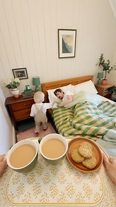 The alarm? Tiny feet. The reward? A hot cup of Lyons in bed. Happy #FathersDay to all. | Lyons Tea