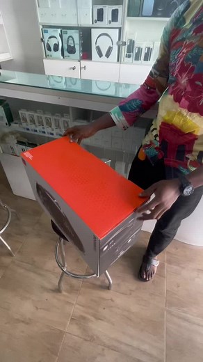 How to Securely Attach the JBL BOOMBOX 3 Case | The Device Depot