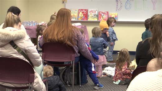 Knox County libraries host birthday story time for Dolly Parton’s 80th