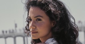 Nancy Valen Now: 'Baywatch' Star Stuns With Natural Aging Beauty in Rare Sighting