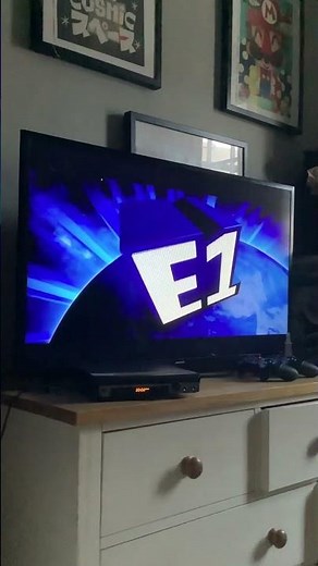 E1 entertainment 2009 logo