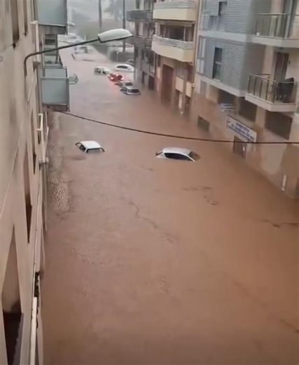 Spanien: Überflutungen in Valencia und Tarragona - Vulkane Net Newsblog