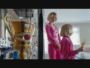 CLIP CHARLIE Y LA FABRICA DE CHOCOLATES 08