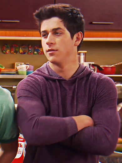 Wizards of Waverly Place: David Henrie Highlights