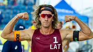 74K views · 717 reactions | Start your Friday with some of the best beach volleyball attacks from Latvia's Samoilovs and Smedins. #ROSTER100 STORY: https://bit.ly/2PwWyR0 | Beach Volleyball World | Facebook