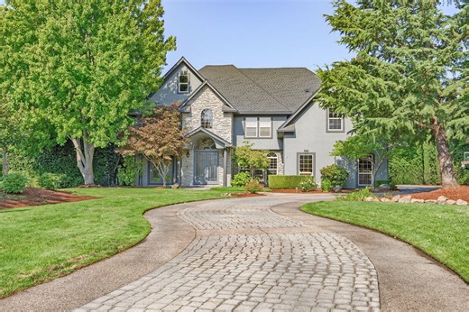 3501 Cherry Ln, Medford, OR 97504 - MLS 220189485 - Coldwell Banker