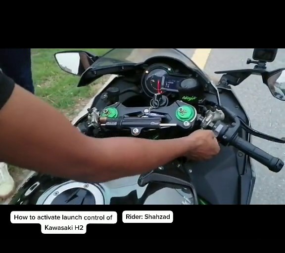 Activating Launch Control on Kawasaki Ninja H2