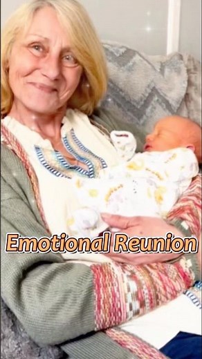 Emotional Reunion #surprised #familylove #emotional #soldierscominghome