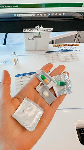 PILLS, PILLS, PILLS 💊Enteric-coated (EC) or extended- release (ER, XR) - NEVER crush these medications -They are meant to slowly release medication into the body; if they are crushed, it may result in too much medication being released at once, leading to potential adverse effects or toxicity 💊Scored tablets -Split & crush scored tablets ONLY -Not all scored tablets can be crushed (ALWAYS double-check the medication for any of the above symbols and warnings about time-released medications) 💡D