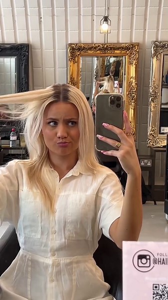 A Softer, More Natural Glam for This Look – Subtle Yet Radiant