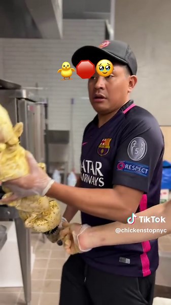 Chicken Stop 🐥🛑 (@chickenstopnyc)’s videos with El Soto V1 - Adan JFW