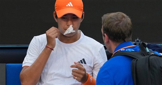 Learner Tien reaches Australian Open quarterfinals, the youngest man in the last eight since 2015