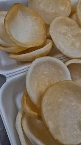 Golden prawn crackers | FULL HOUSE