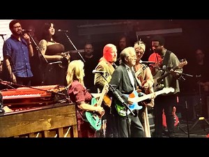 “Layla” Eric Clapton with the Tedeschi Trucks Band at Crossroads 2026 in Austin
