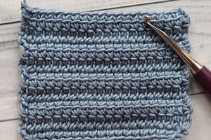 Linked Double Crochet Stitch | How to Crochet | Rich Textures Crochet