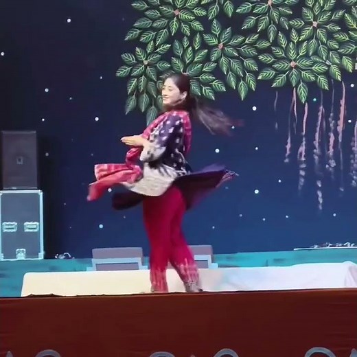 shivangi #dance on stage #for God Krishna #@🙏🙏🙏