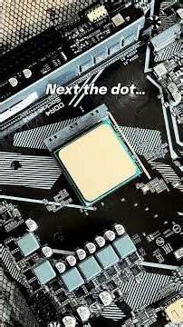 Testing two different methods of thermal paste application using different patterns on our CPU