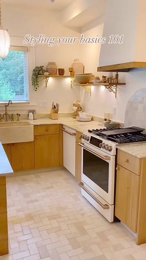 1.6K views | Affordable basics should never be hard to find, which is why we brought them all to our website! 懶one key basic could change your entire closet!! Endless styling possibilities  | Dainty Jewells Apparel | Facebook