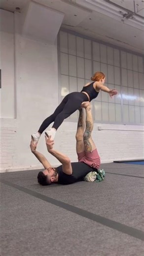 girl and boy👦 yoga#shortsfeed