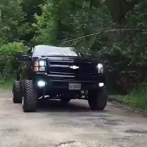 That's a beautiful blacked out Chevy | Badass Trucks