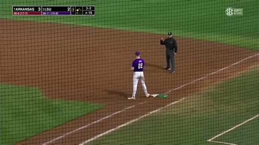 🗣️ 4-2 HOGS! | Arkansas Razorback Baseball