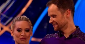 Kimberly Wyatt's Dancing on Ice position prompts same accusation