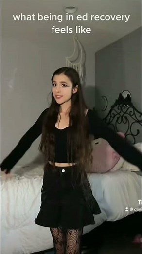 what being in anorexia recovery feels like || danie’s diary