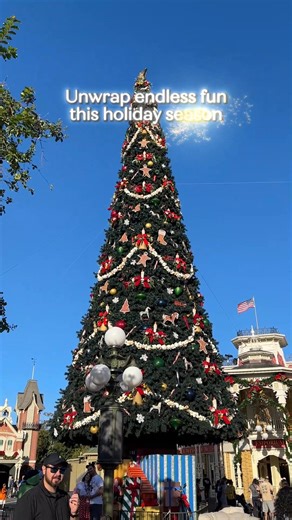 Unwrap endless fun this holiday season with a stay at Embassy Suites Orlando North! From festive park events to sparkling nights at Cranes Roost and last-minute holiday shopping, your merry getaway is closer than you think. Make this trip the one you’ll want to do every year. ✨ | Embassy Suites by Hilton Orlando North | Facebook