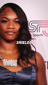 Claressa Shields Says Laila Ali Is 'Just Muhammad Ali’s Daughter' 👀🔥 Claressa Shields isn’t holding back! In a recent interview, she called Laila Ali “just Muhammad Ali’s daughter” and claimed Ann Wolfe was the real legend of that era. Shields even said her boxing skills are “way better” than Ali’s. 👀🥊 Who’s really the GOAT of women’s boxing — Shields, Ali, or Wolfe? Let’s hear your thoughts below! 💬👇 #ClaressaShields #LailaAli #Boxing #WomenInBoxing #BoxingNews #muhammadali | Knockout Leg