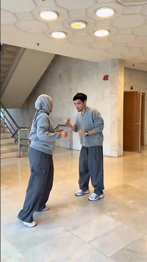 Mark Adam Belajar Tarian Lagu Dondang Sayang...