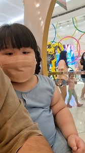 752K views · 10K reactions | Mini-Vlog | Part 1 | Nakapag SM rin si Kylie and Xavi + Sumakay sila sa carousel ( Kaso may umiyak  ) Thank you din sa mga nakarecognize at nagpapicture kay Kylie vloggerist na yarn☺️ Merry Christmas everyone! ☺️♥️ #kyliexaviandmama | Kylie Xavi and Mama | Facebook