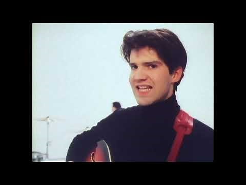 Lloyd Cole And The Commotions - Perfect Skin (Music Video), Full HD (Remastered and AI Upscaled)