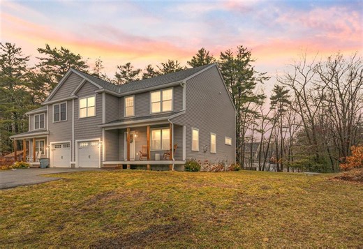 217 S Main St, Seabrook, NH 03874 - MLS 5080573 - Coldwell Banker