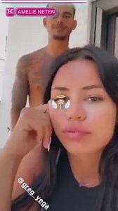 Maeva clash fort Angèle qui est en couple avec Greg ! Youtube.com/c/SnapchatRED/channels Instagram.com/snapchatredoff | Amélie Neten