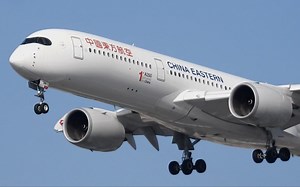 01.31 东航A359 中国第一架A350 落地虹桥