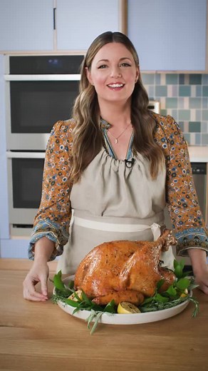 Shh, celebrity chef Damaris Phillips' secret to crispy, deliciously toasted skin on her Thanksgiving turkey recipe is the herbed butter with lemon, thyme, sage and rosemary she brushes on before baking. And if you're using a GE oven with our new Precision Turkey Mode, there is no need to preheat! #geappliances #thanksgiving https://cur.lt/xqpmb9tgp | GE Appliances