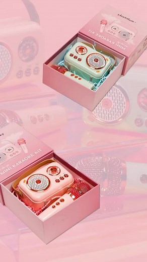 ‼️This is not your ordinary karaoke kit‼️ It might be small but it has everything you need to start a party. 🎉🥳🎊🎈 #karaoketiktok #karaokemachine #minikaraoke #karaokeparty #karaokenight🎤😂🙌