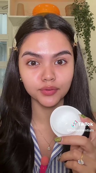 Belo Essentials Soothing Aqua Hydrating Gel Cream Review