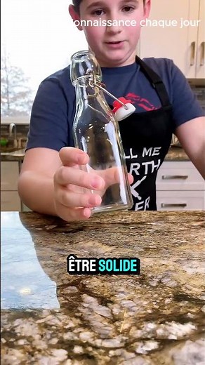 With just pine leaves, you can make a delicious Sprite at home.
