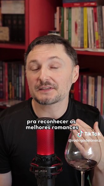 Se você escreve, está escrevendo ou já tem até um livro prontinho aí, chegou a sua hora de brilhar! Você pode ter seu romance publicado e impresso por uma das maiores editoras do país, sua obra pode ser adaptada para audiolivro pela Audible Brasil e você ainda pode ganhar R$50 mil e adiantamento de royalties! Quer mais? O livro vencedor ainda terá uma edição especial pela TAG Experiências Literárias! Além de todos esses prêmios, euzinho, eu mesmo, vou resenhar um dos livros finalistas! Bora, que